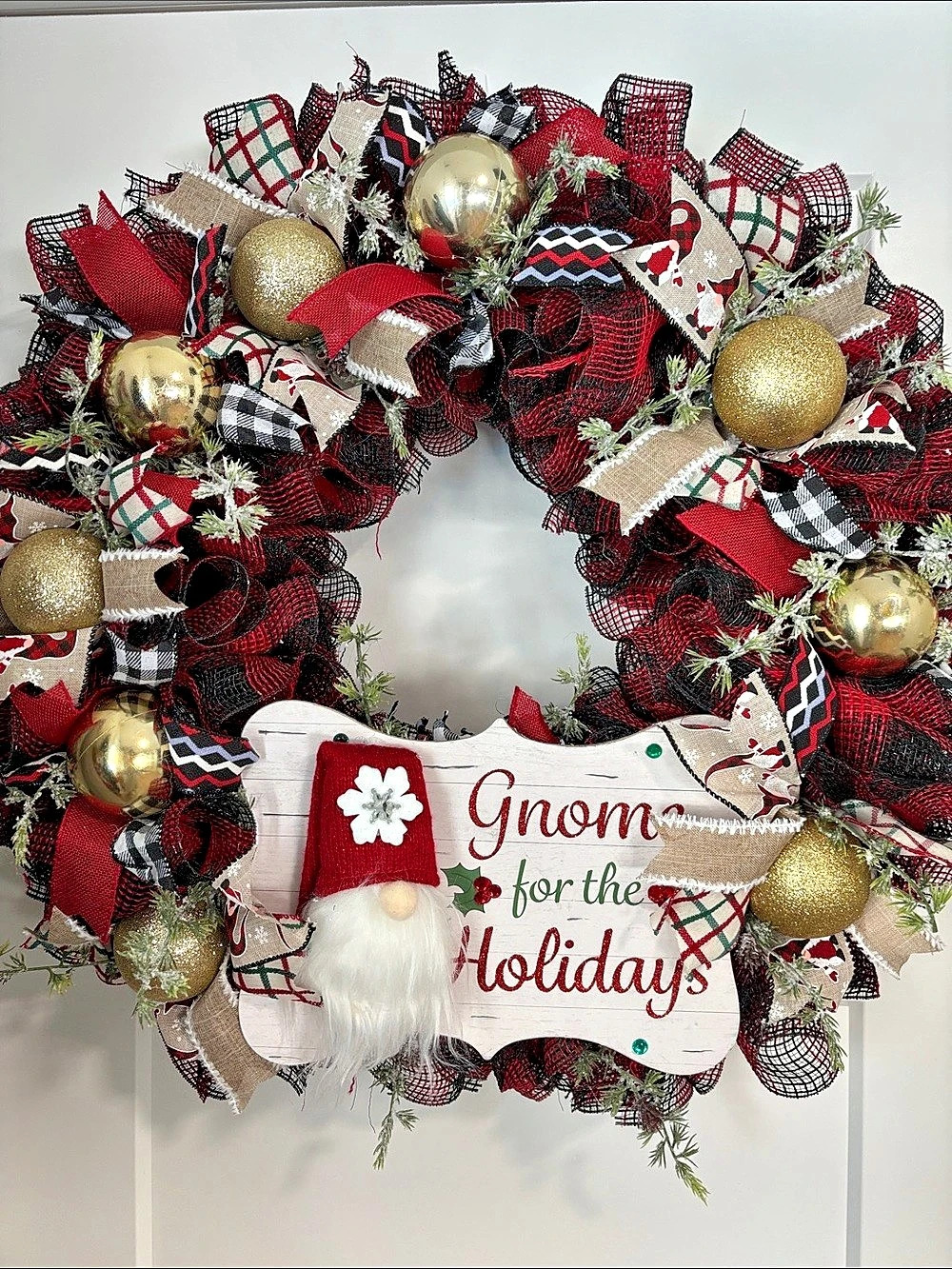 Gnome for the Holidays wreath Holiday Wreath in Red & Gold Like New